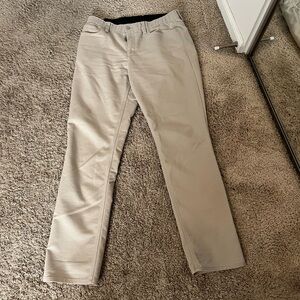 Calvin Klein 5 Pocket Pant 34’ 32 - Tan like new